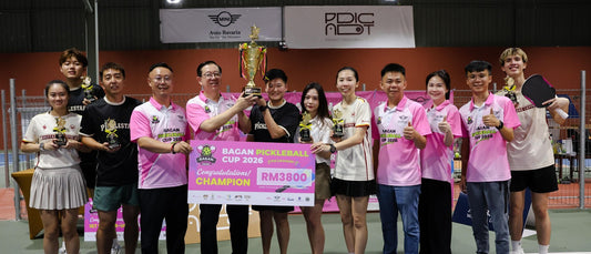 PickleStar x Mustang with the champion trophy and a RM3,800 cheque
