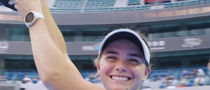 Sahra Dennehy celebrating at the PPA Asia 500 Beijing Open